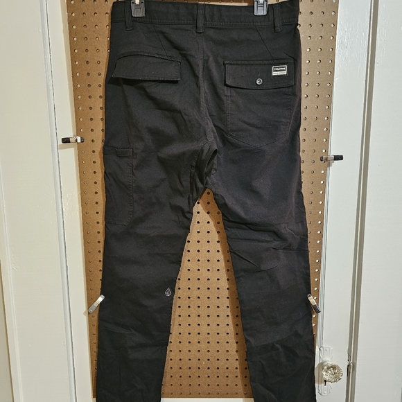 Volcom Outdoor Active Jogger Style Pants W/Drawstring And Belt Loops - Picture 3 of 8